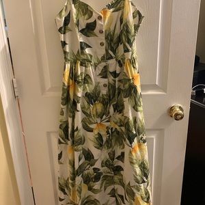 Gently worn. Smoke free home. No tears.